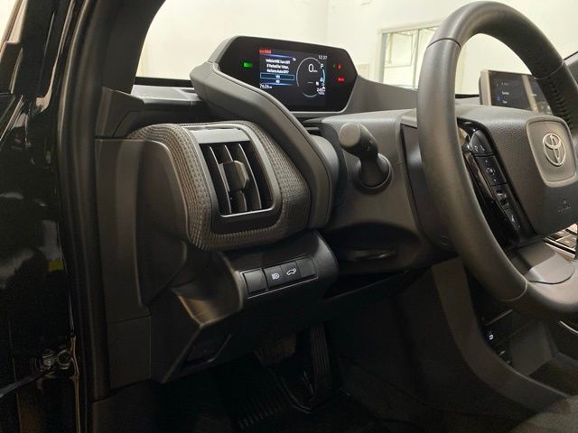 2024 Toyota bZ4X XLE Dallas TX