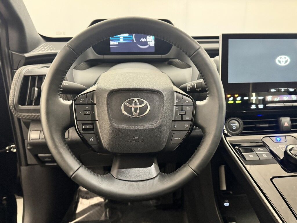 2024 Toyota bZ4X XLE Maumee OH