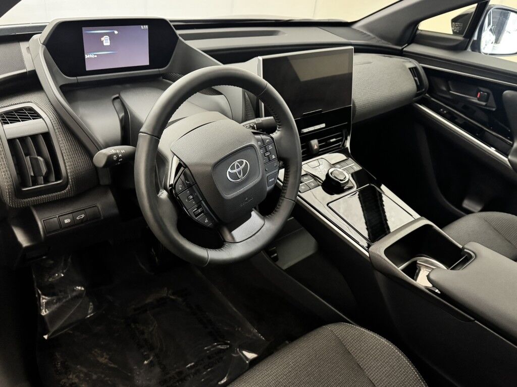 2024 Toyota bZ4X XLE Maumee OH