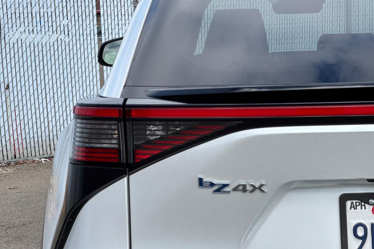 2024 Toyota bZ4X XLE Roseville CA