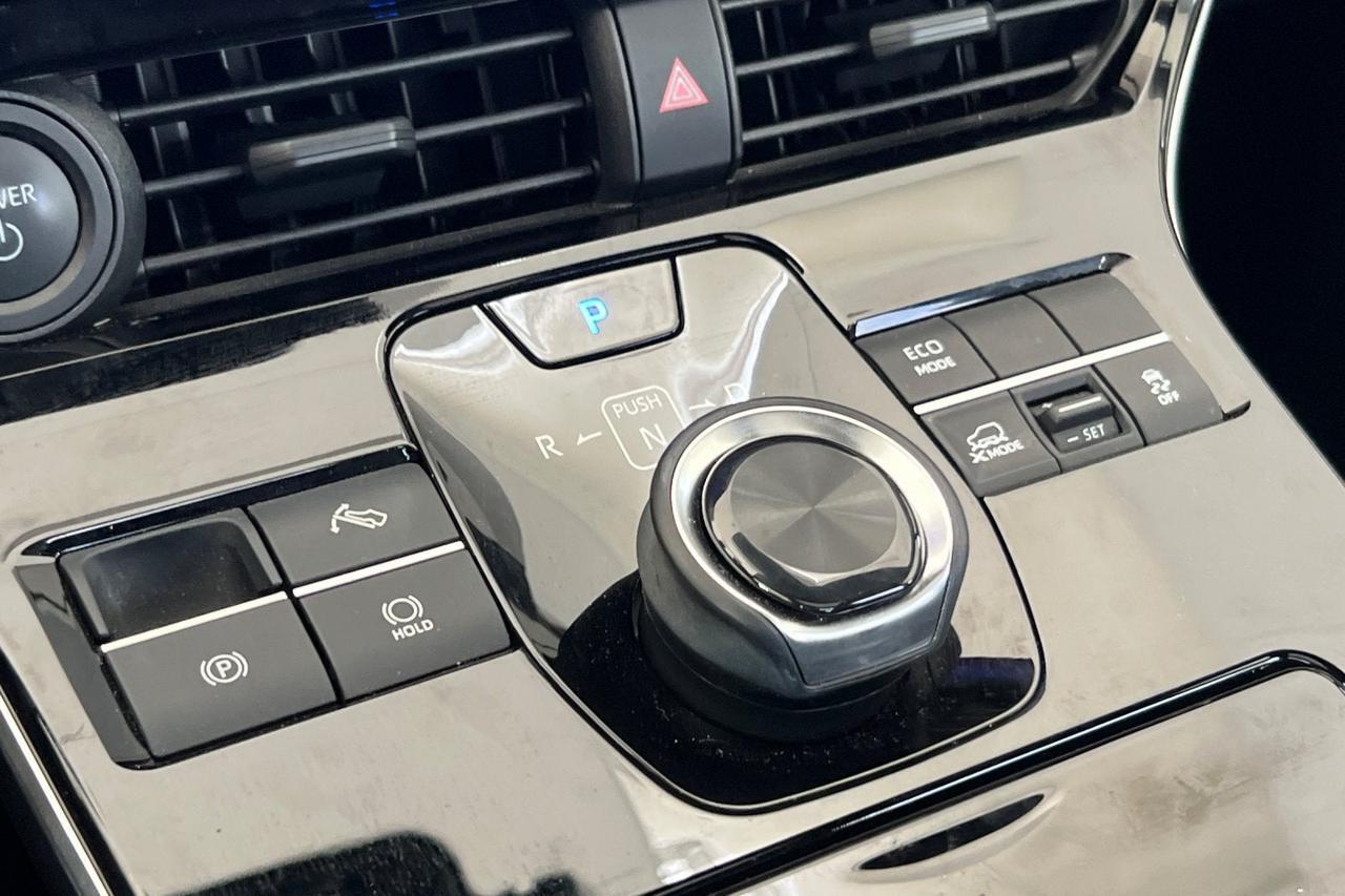 2024 Toyota bZ4X XLE Roseville CA
