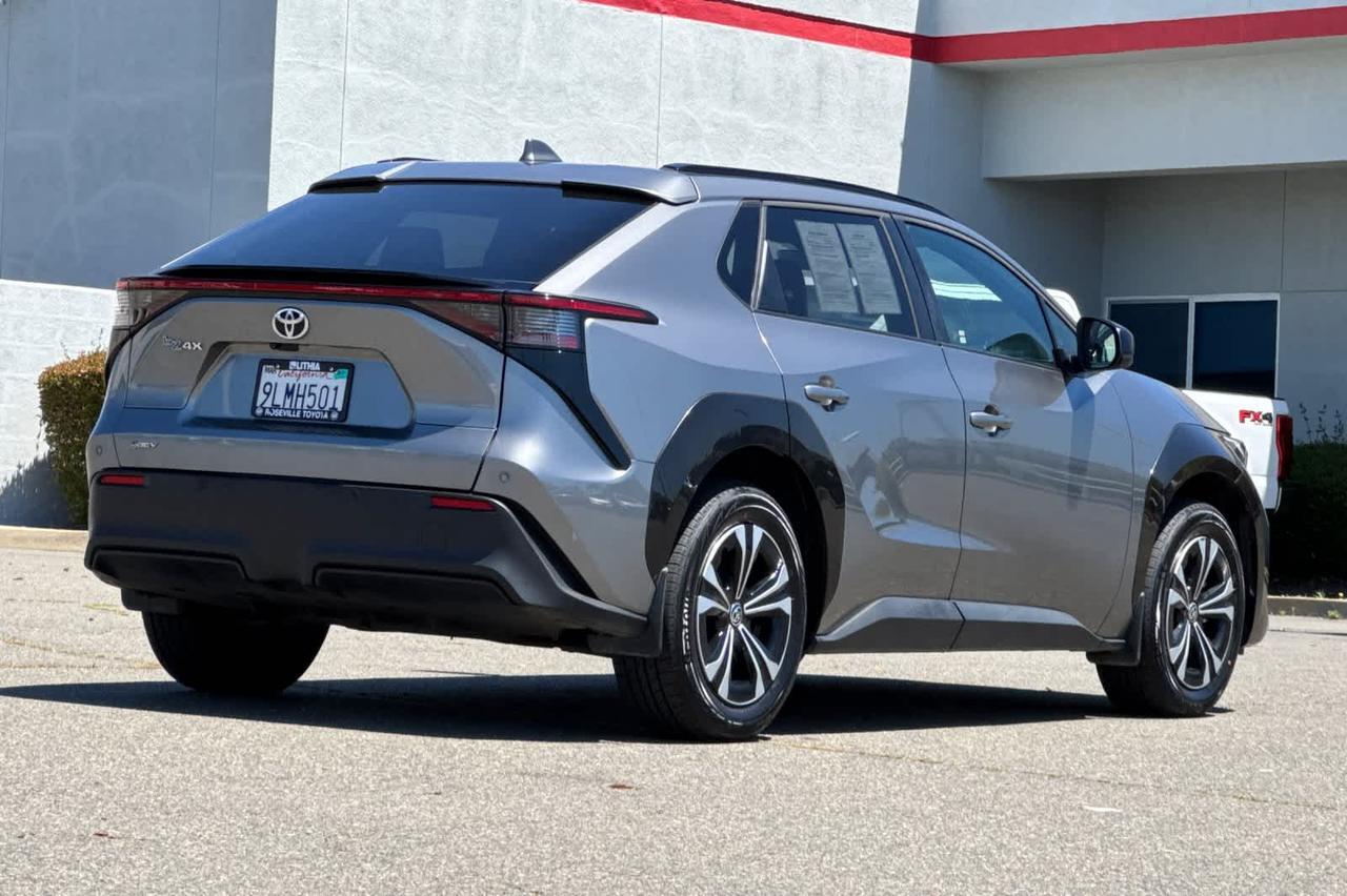 2024 Toyota bZ4X XLE
