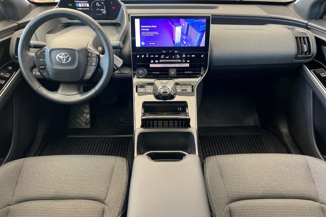 2024 Toyota bZ4X XLE