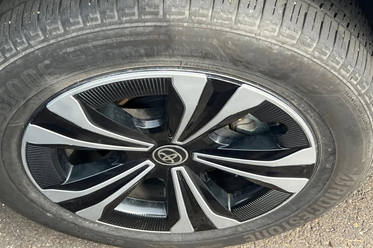 2024 Toyota bZ4X XLE Roseville CA