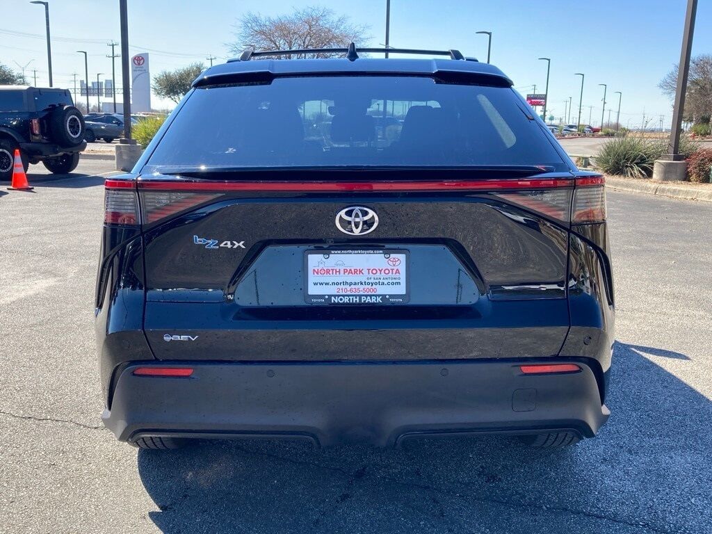2024 Toyota bZ4X XLE San Antonio TX