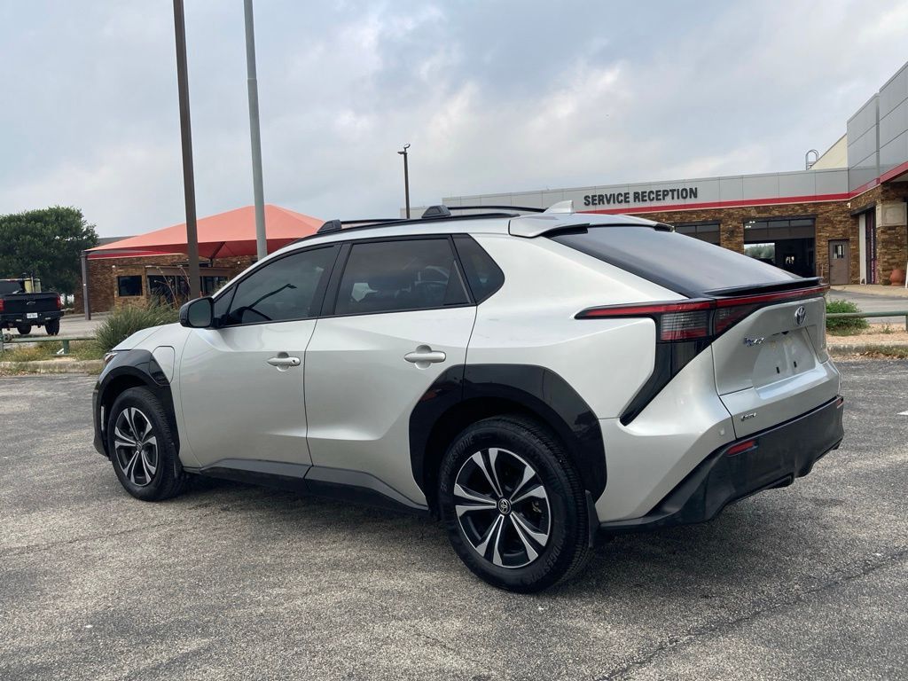 2024 Toyota bZ4X XLE San Antonio TX
