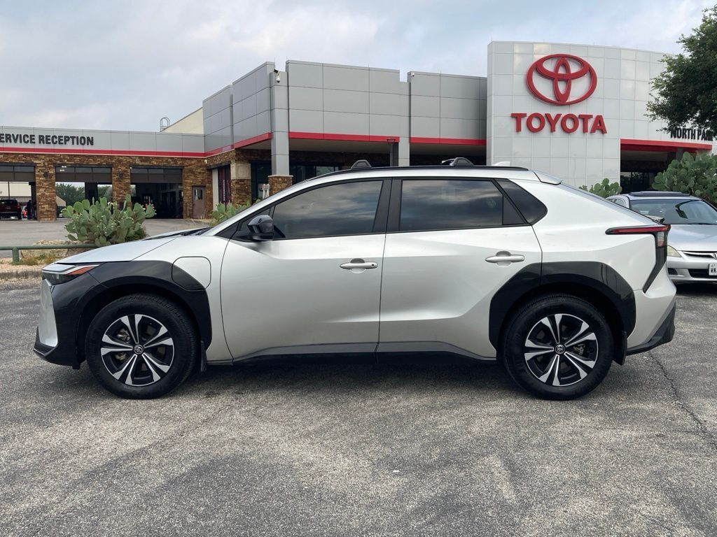 2024 Toyota bZ4X XLE San Antonio TX
