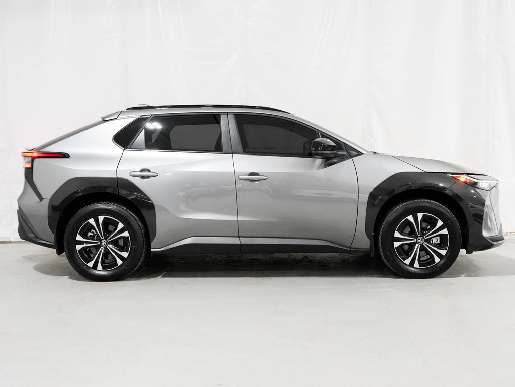 2024 Toyota bZ4X XLE Tigard OR