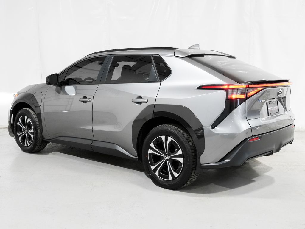 2024 Toyota bZ4X XLE
