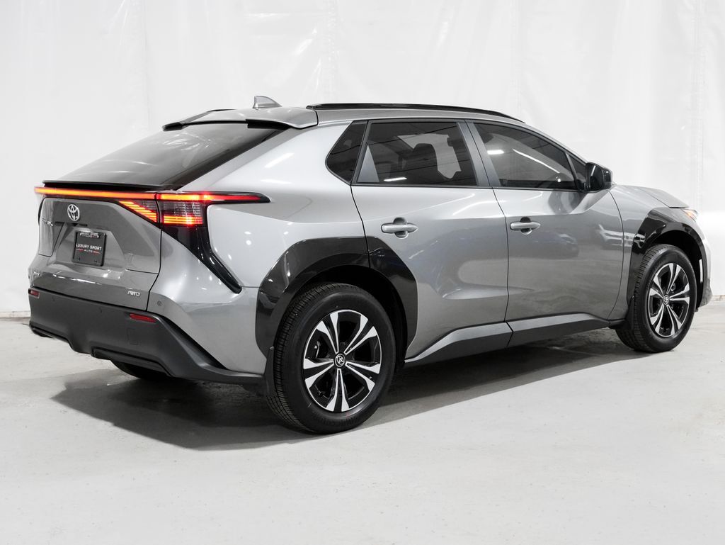 2024 Toyota bZ4X XLE Tigard OR