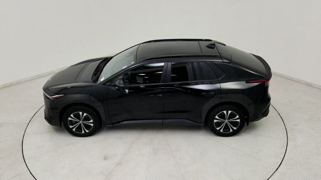 2024 Toyota bZ4X XLE Laurel MD
