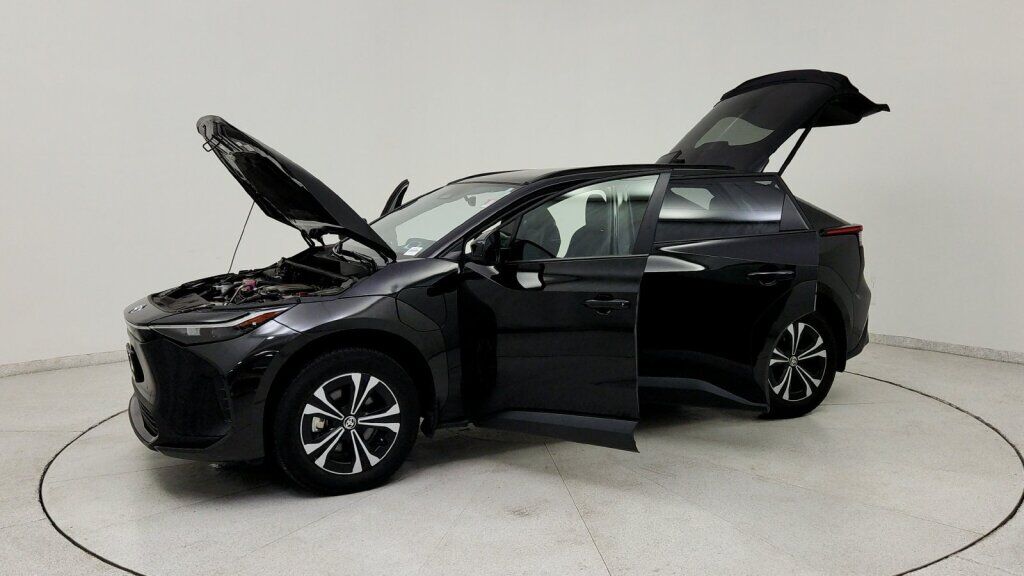 2024 Toyota bZ4X XLE Laurel MD