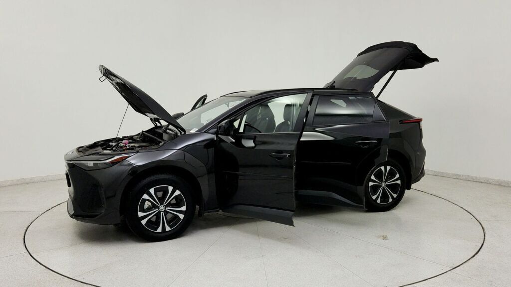 2024 Toyota bZ4X XLE Laurel MD
