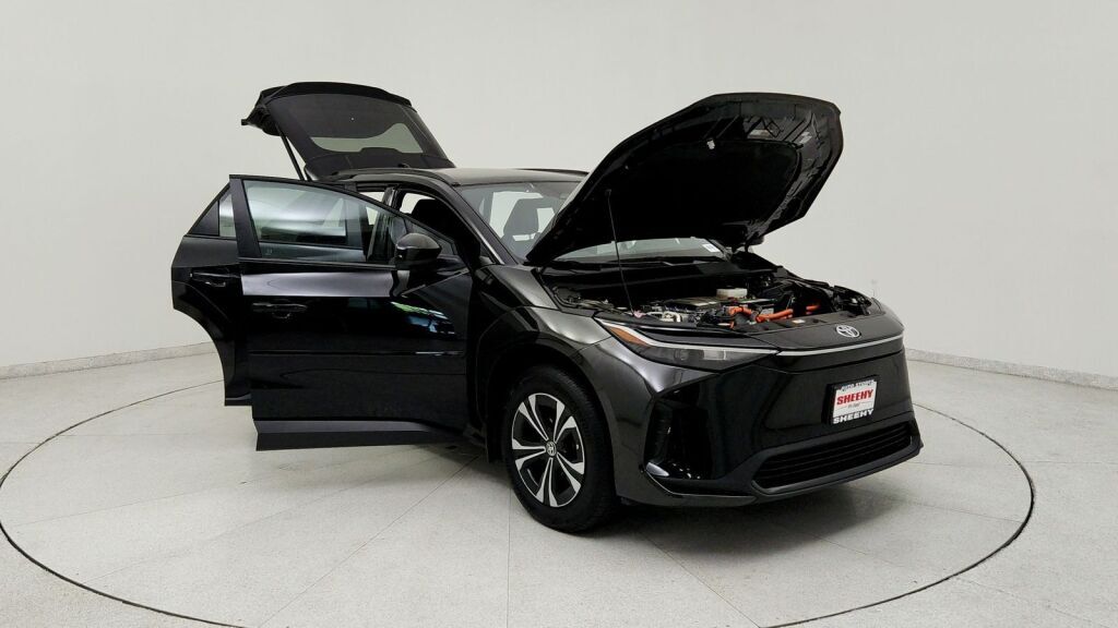 2024 Toyota bZ4X XLE Laurel MD