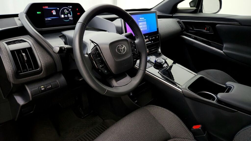 2024 Toyota bZ4X XLE Laurel MD