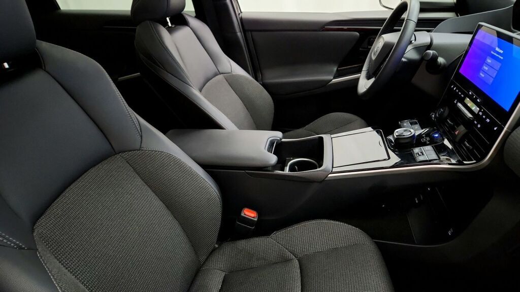 2024 Toyota bZ4X XLE Laurel MD