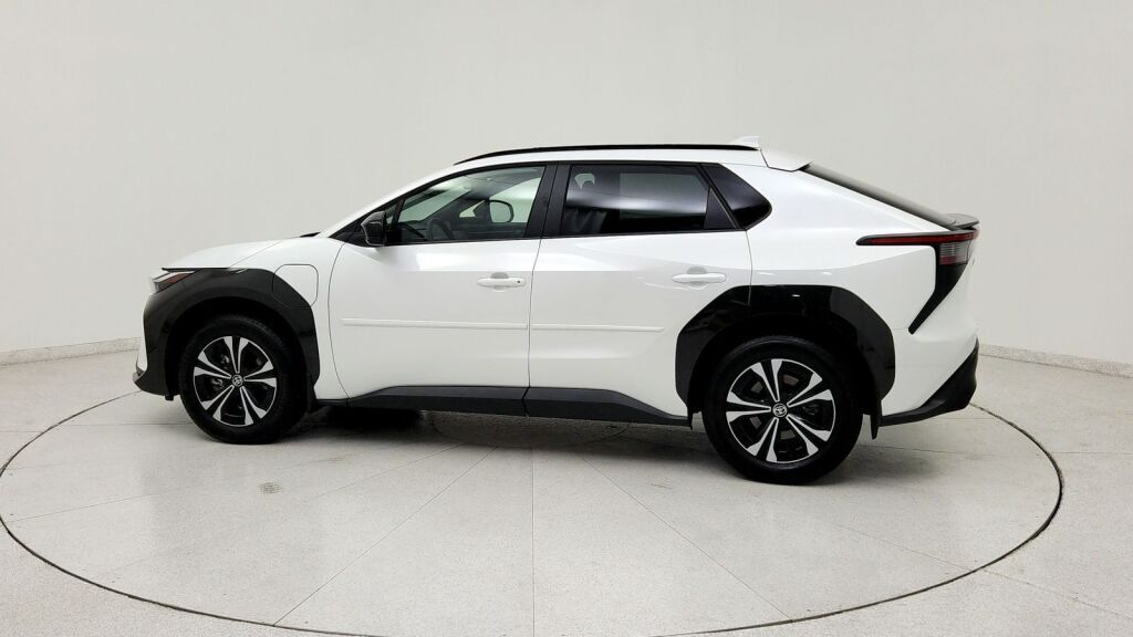 2024 Toyota bZ4X XLE Laurel MD