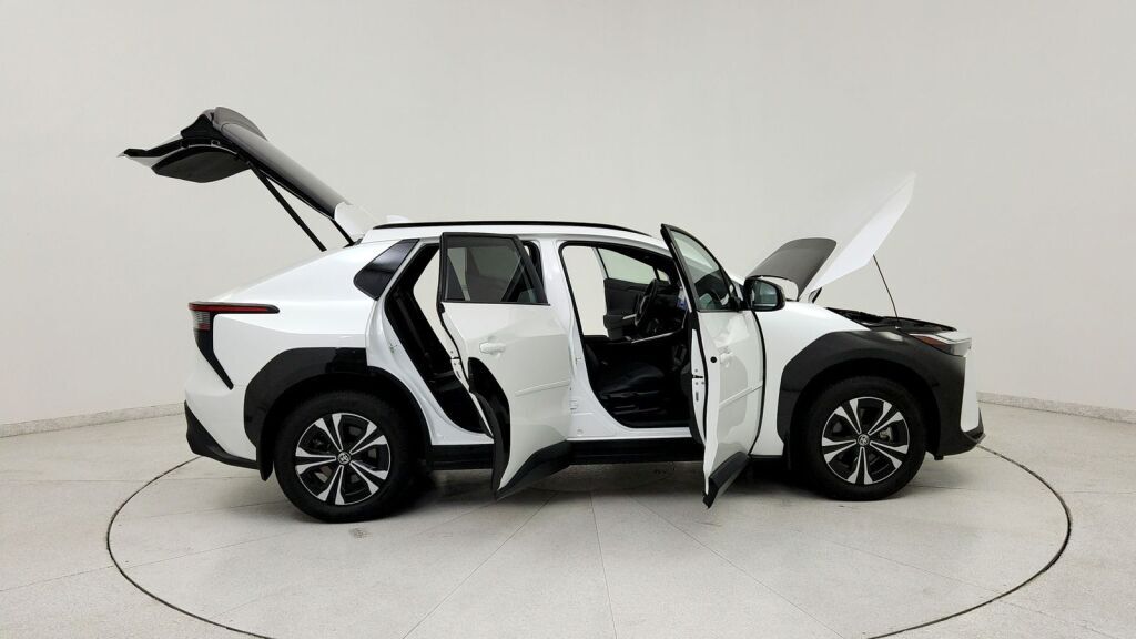 2024 Toyota bZ4X XLE Laurel MD