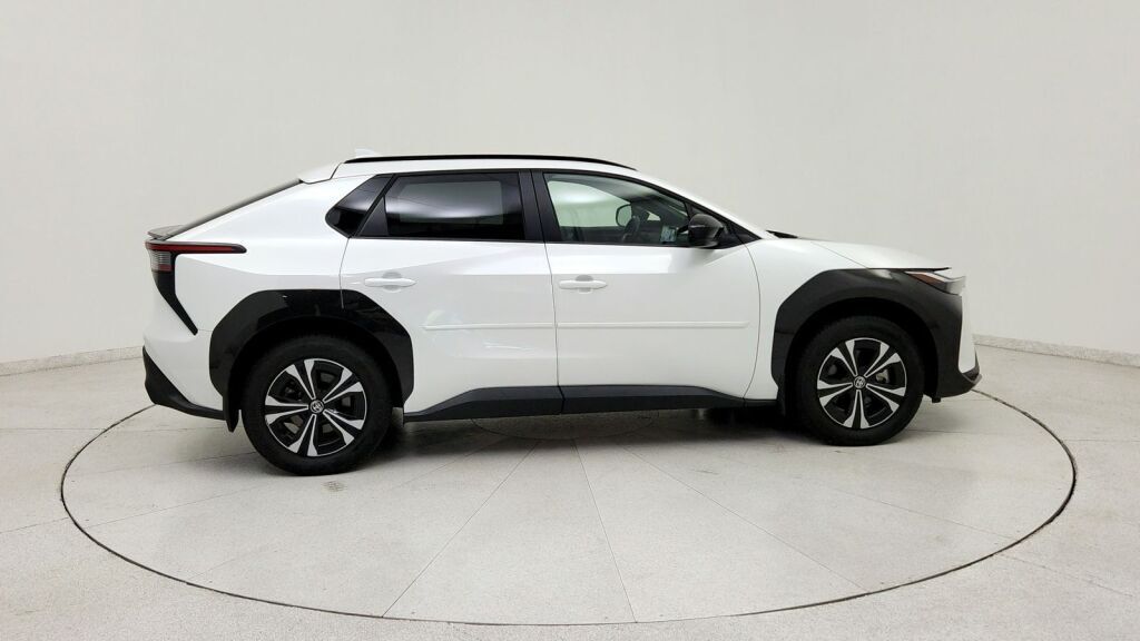 2024 Toyota bZ4X XLE Laurel MD