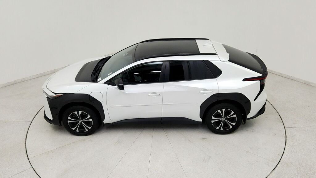 2024 Toyota bZ4X XLE Laurel MD