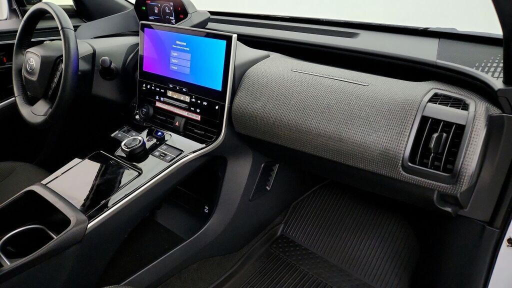 2024 Toyota bZ4X XLE Laurel MD