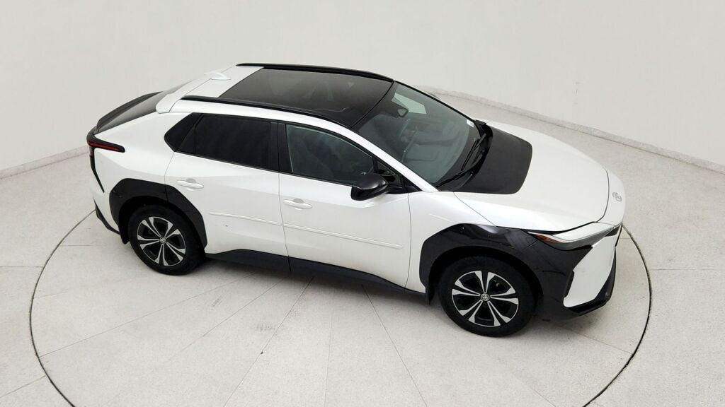 2024 Toyota bZ4X XLE Laurel MD