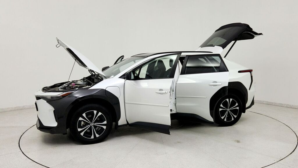 2024 Toyota bZ4X XLE Laurel MD