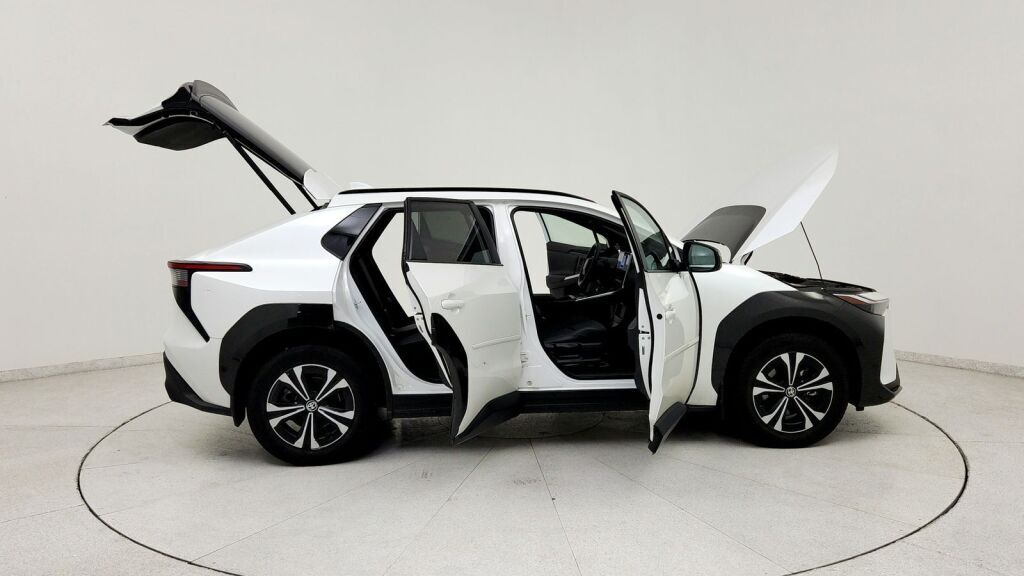2024 Toyota bZ4X XLE Laurel MD
