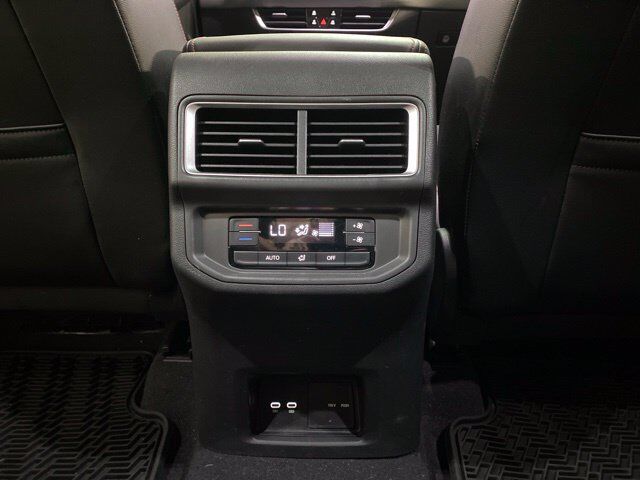 2024 Volkswagen Atlas 2.0T Peak Edition SE w/Technology Dallas TX