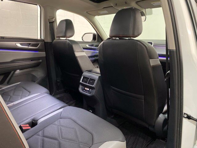 2024 Volkswagen Atlas 2.0T Peak Edition SE w/Technology Dallas TX