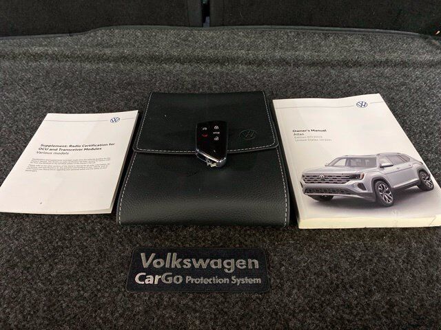 2024 Volkswagen Atlas 2.0T Peak Edition SE w/Technology Dallas TX