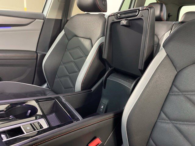 2024 Volkswagen Atlas 2.0T Peak Edition SE w/Technology Dallas TX