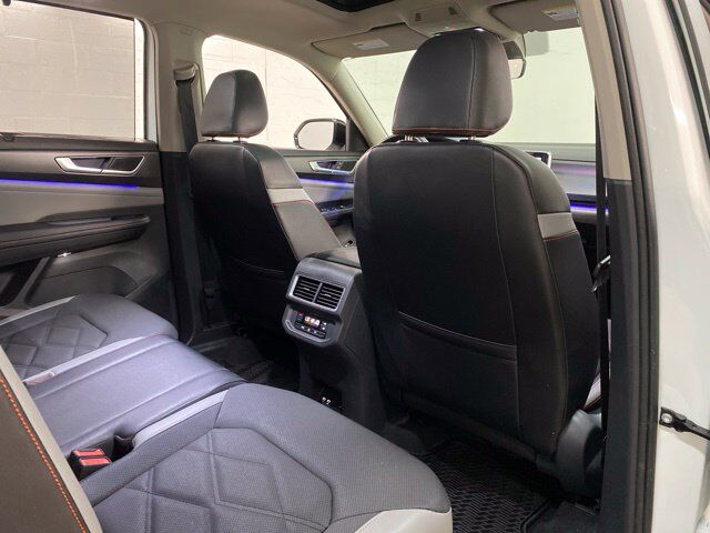 2024 Volkswagen Atlas 2.0T Peak Edition SE w/Technology Dallas TX