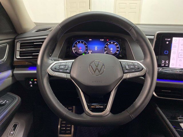 2024 Volkswagen Atlas 2.0T Peak Edition SE w/Technology Dallas TX