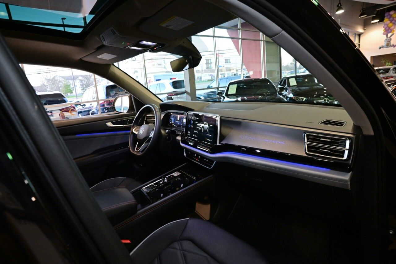 2024 Volkswagen Atlas 2.0T Peak Edition SE w/Technology Springfield NJ