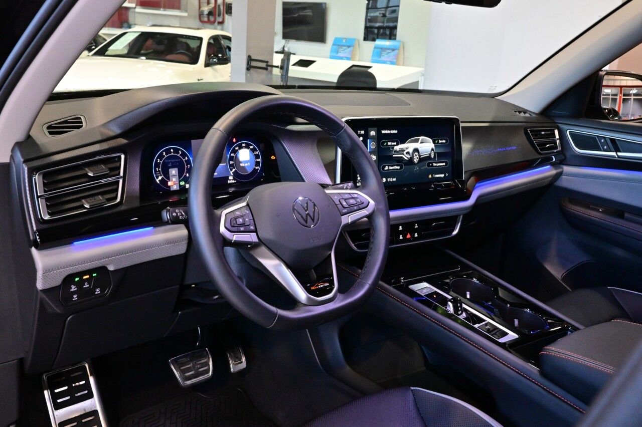 2024 Volkswagen Atlas 2.0T Peak Edition SE w/Technology Springfield NJ