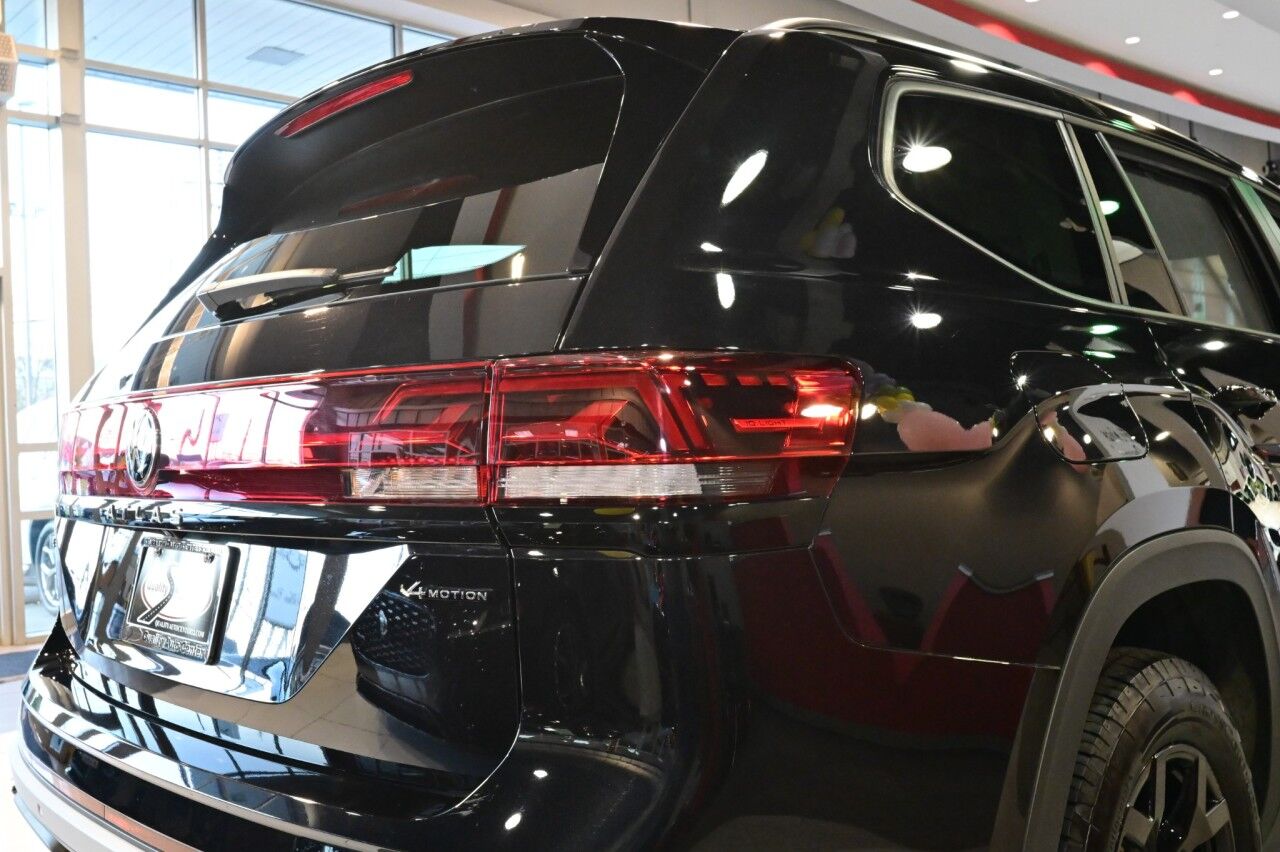 2024 Volkswagen Atlas 2.0T Peak Edition SE w/Technology Springfield NJ