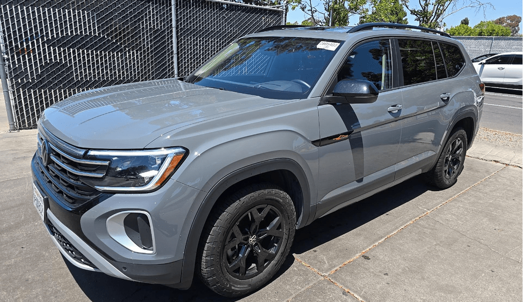 2024 Volkswagen Atlas 2.0T Peak Edition SEL Milwaukie OR