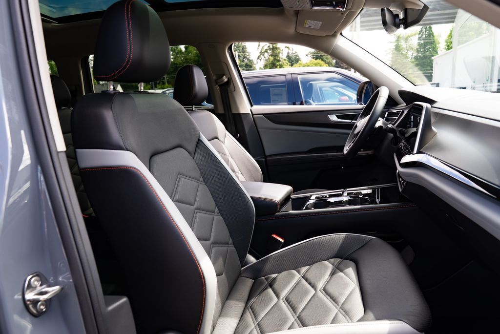 2024 Volkswagen Atlas 2.0T Peak Edition SEL Milwaukie OR