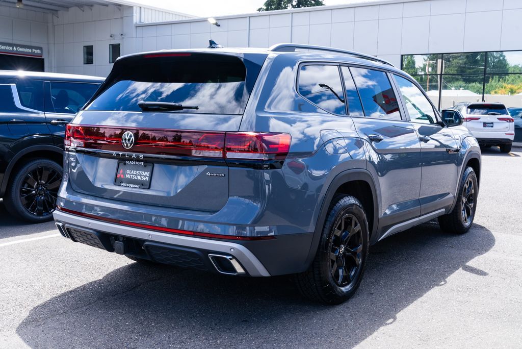 2024 Volkswagen Atlas 2.0T Peak Edition SEL Milwaukie OR