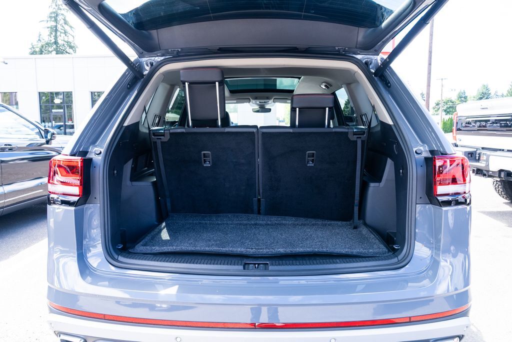2024 Volkswagen Atlas 2.0T Peak Edition SEL Milwaukie OR