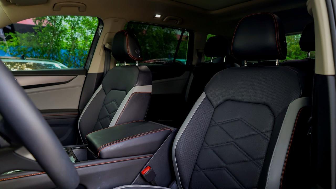 2024 Volkswagen Atlas 2.0T Peak Edition SEL  Selma TX