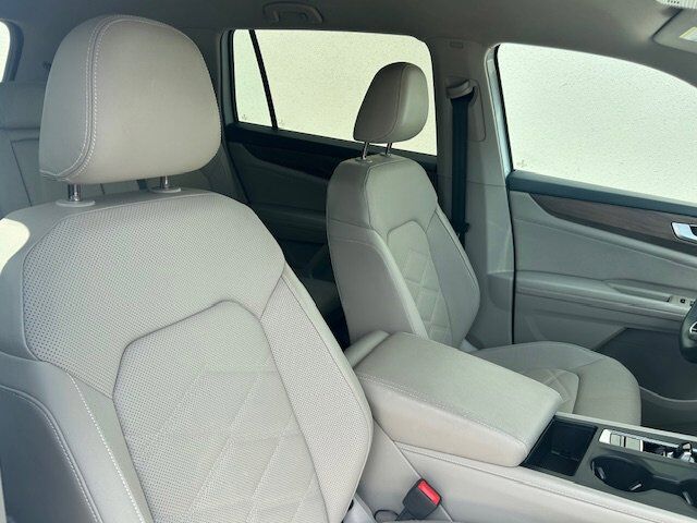 2024 Volkswagen Atlas 2.0T SE New Braunfels TX