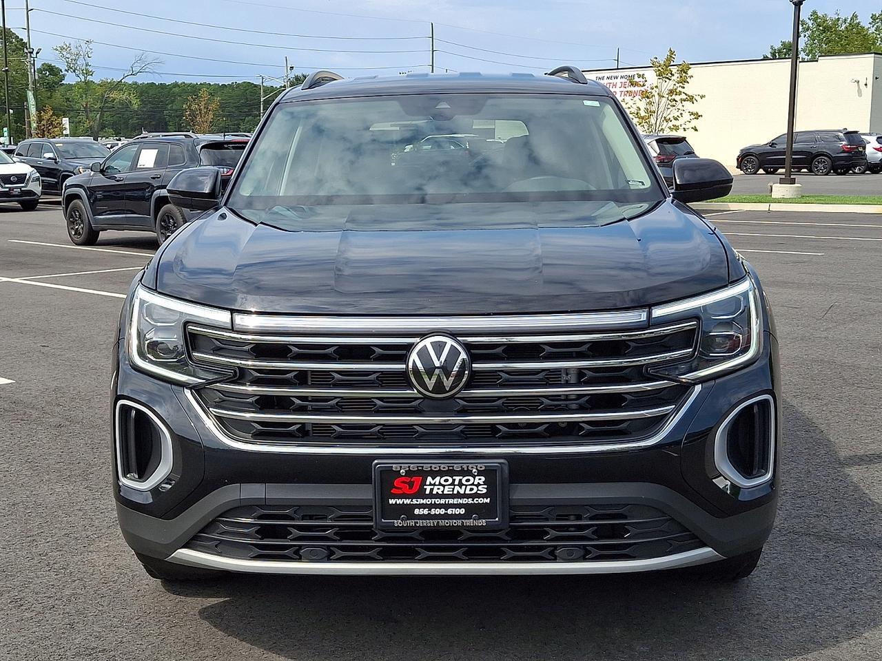 2024 Volkswagen Atlas 2.0T SE