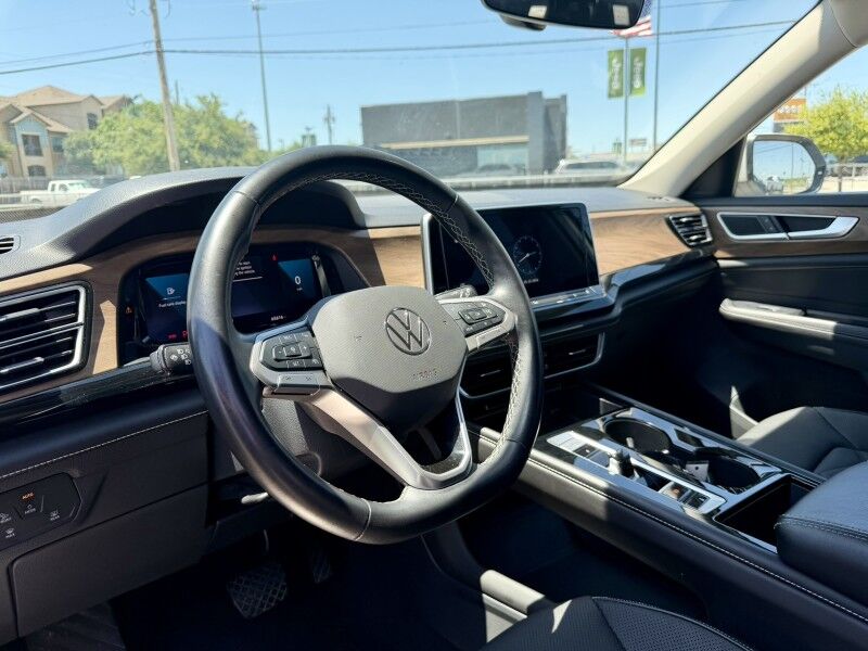2024 Volkswagen Atlas 2.0T SE w/Technology Del Rio TX