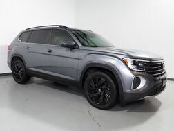 2024_Volkswagen_Atlas 2.0T SE w/Technology_*ADAPTIVE CRUISE, SAFETY ALERTS, DIGITAL COCKPIT, BACKUP-CAMERA, CLIMATE SEATS, HEATED STEERING, POWER LIFTGATE, REMOTE START, 20 INCH ALLOYS, APPLE CARPLAY_ Round Rock TX