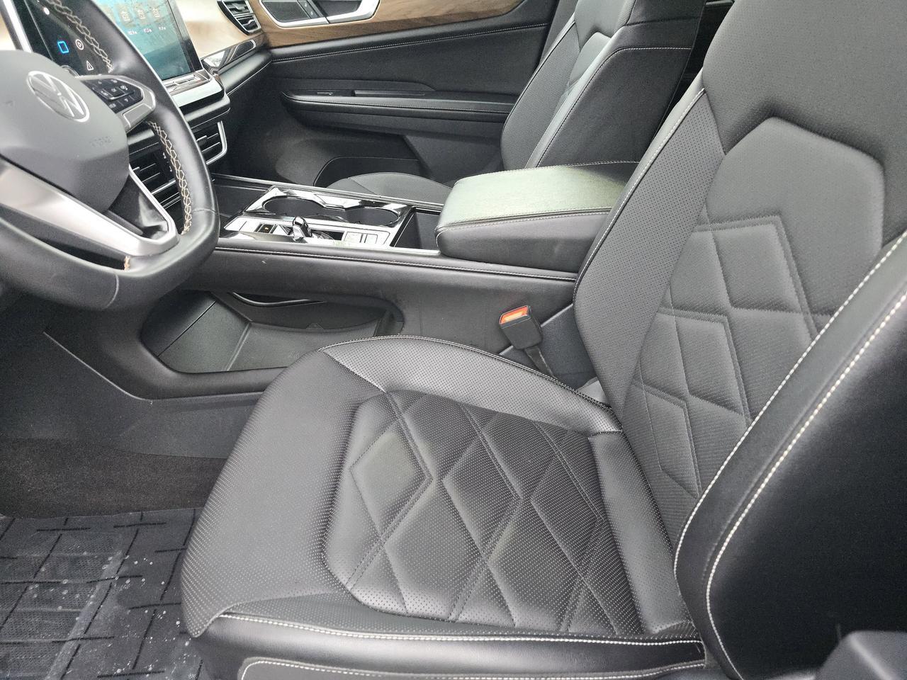 2024 Volkswagen Atlas 2.0T SE w/Technology Dalton GA