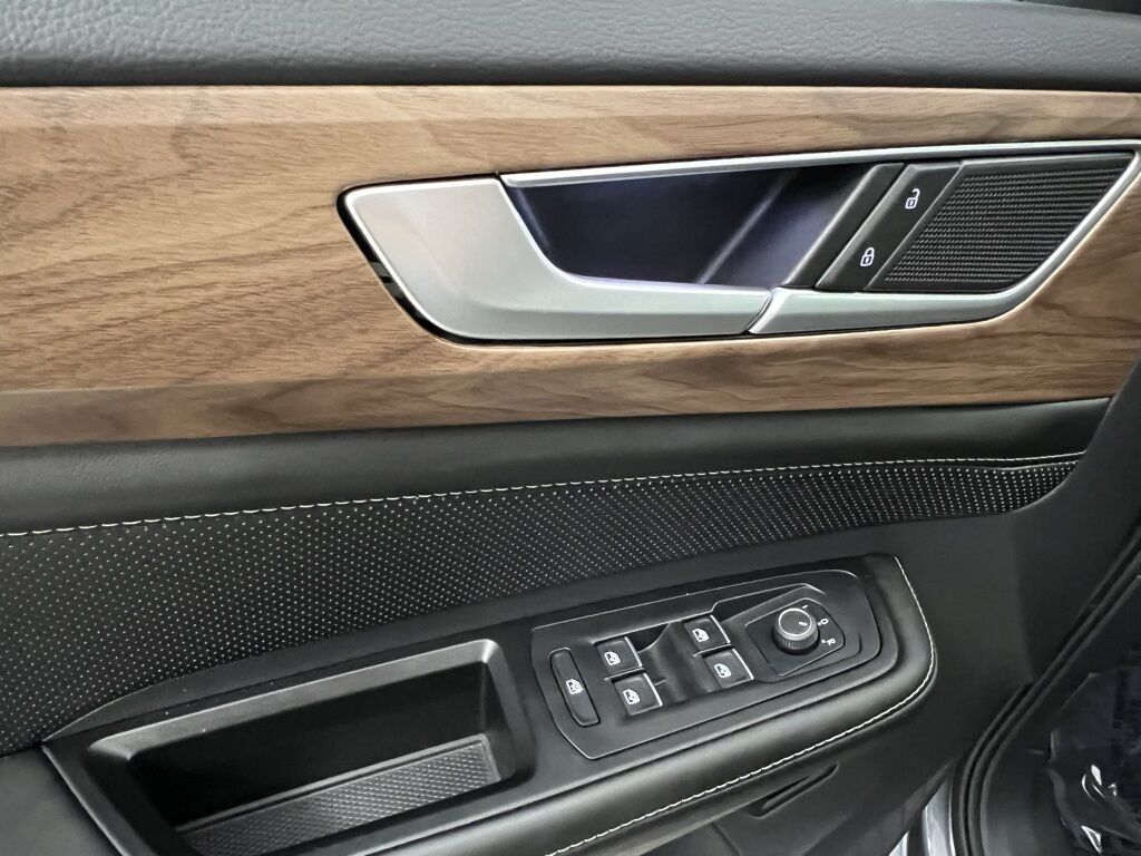 2024 Volkswagen Atlas 2.0T SE w/Technology Highlands Ranch CO