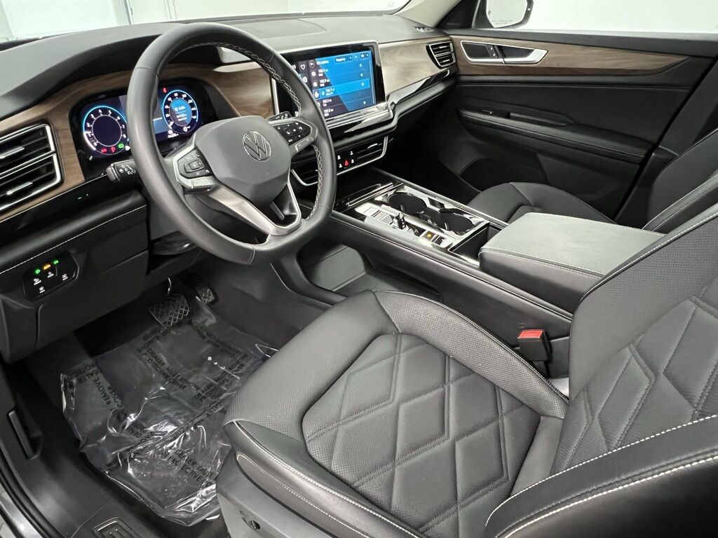 2024 Volkswagen Atlas 2.0T SE w/Technology Highlands Ranch CO