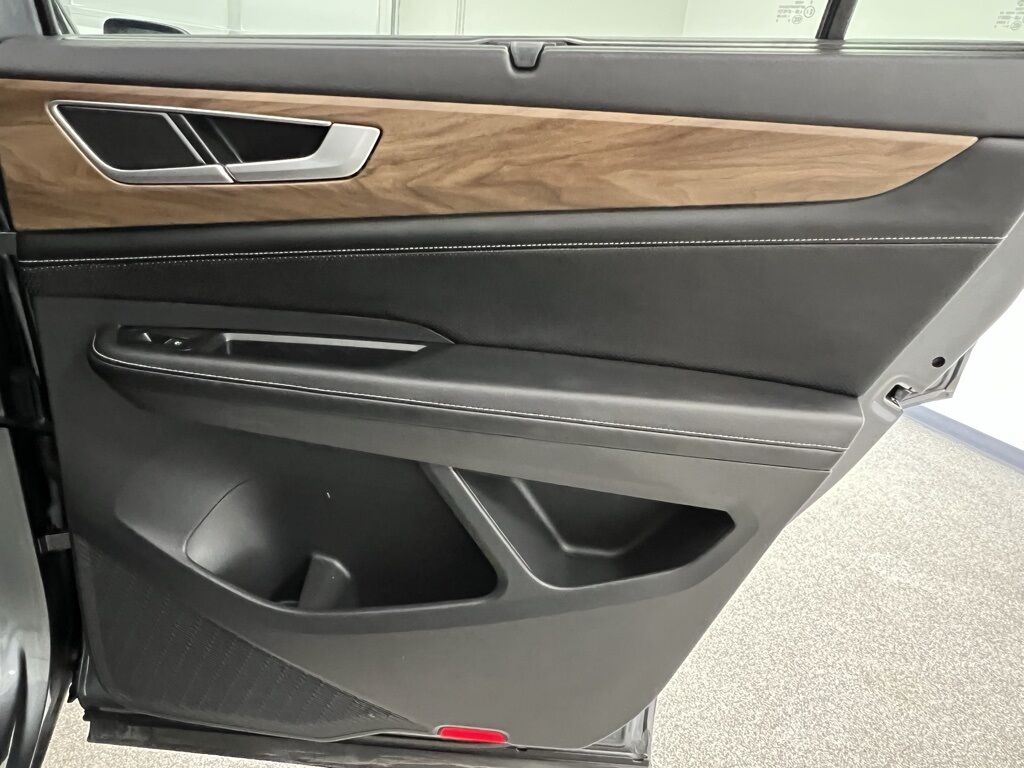 2024 Volkswagen Atlas 2.0T SE w/Technology Loveland CO
